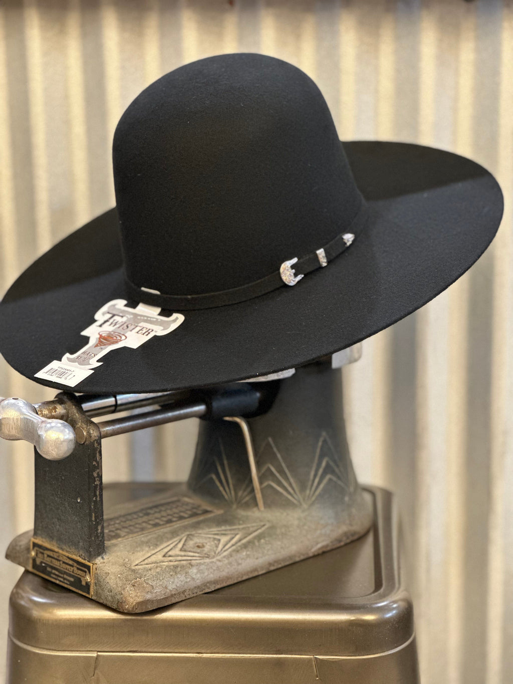 Freehand Black Felt Cowboy Hat – Gone Country Hats